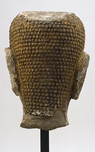 Head of Buddha, 14th century