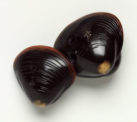 Alternate image of Netsuke in the form of two clam shells by 