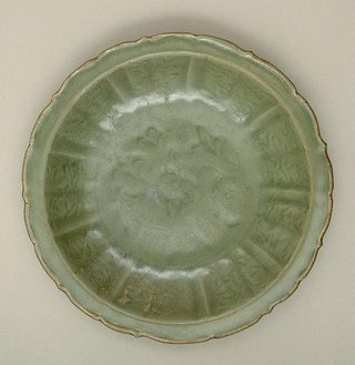AGNSW collection Longquan ware Dish with lotus decoration and foliate edge 14th century