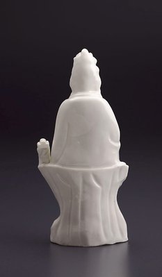 Alternate image of Figure of Guanyin by 