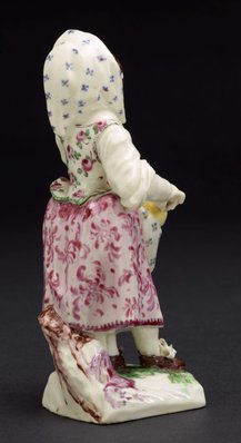 Alternate image of Girl playing the hurdy-gurdy by Mennecy-Villeroy porcelain