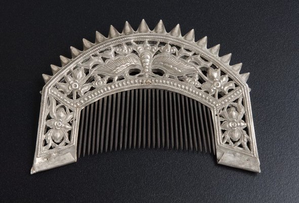 Alternate image of Embossed headdress comb by Miao people