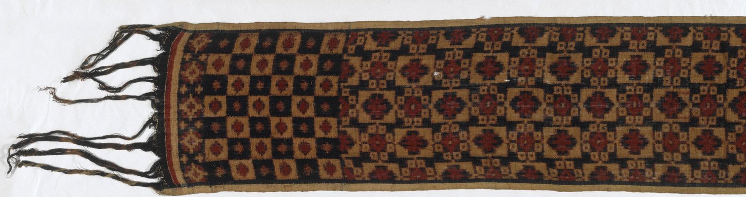 Alternate image of Ceremonial cloth ('geringsing sanen empeg') by 