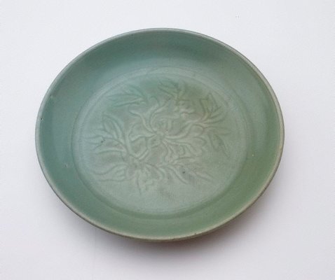 Alternate image of Dish with incised peony motive by 