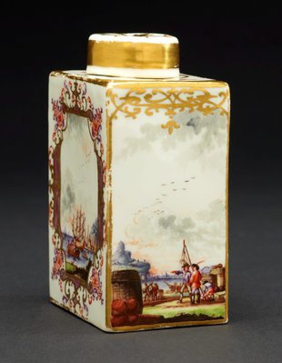 Alternate image of Tea canister and cover by Meissen