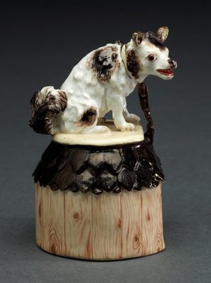 Alternate image of Dog on kennel by Meissen